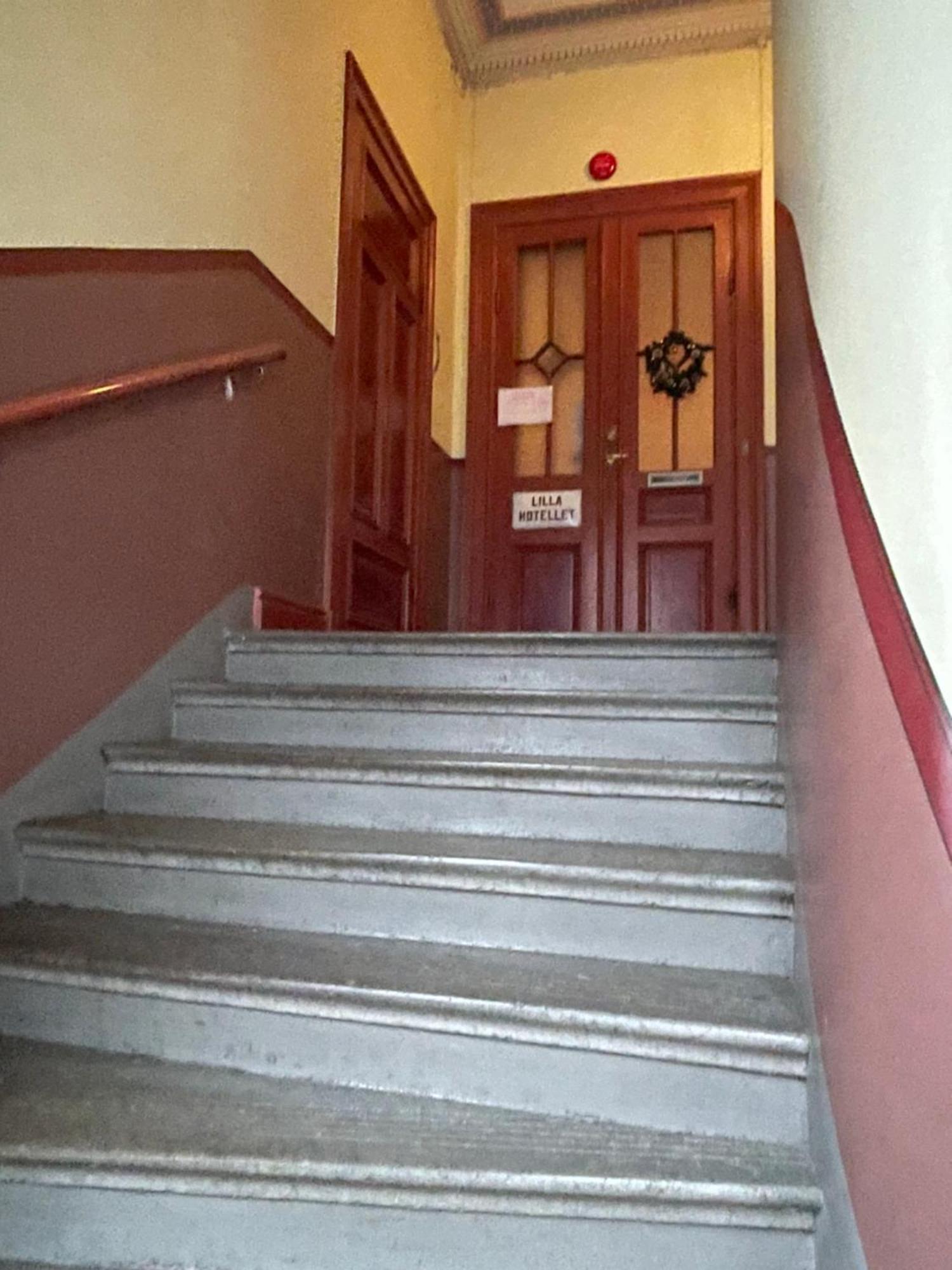 סונדסוואל Lilla Hotellet מראה חיצוני תמונה